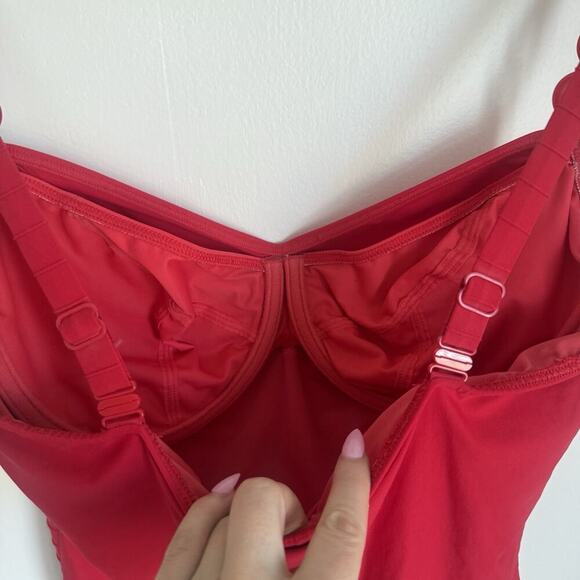 PRIMA DONNA Sherry One Piece Swimsuit True Red Ruching Slimming Resort Size 36E - Picture 7 of 13